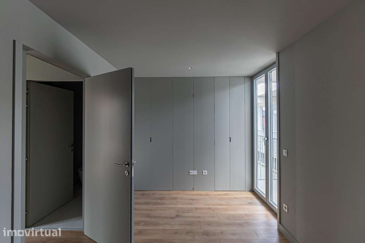 T2 Duplex | Empreendimento Jardim do Marquês - Grande imagem: 4/44