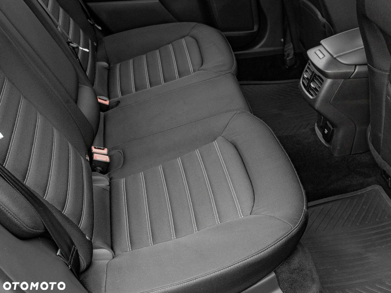 Ford Mondeo 2.0 EcoBlue Trend - 31