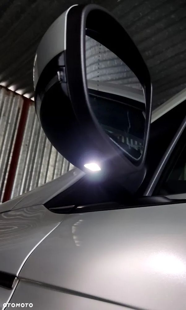 Renault Megane TCe 140 GPF ZEN - 27