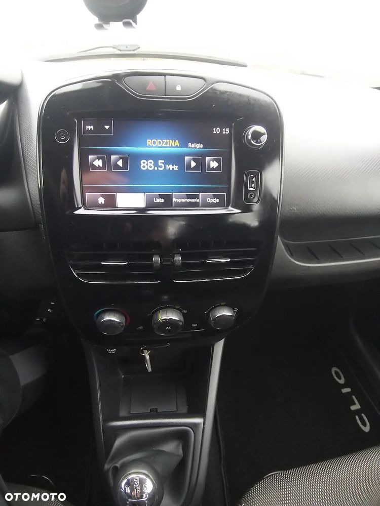 Renault Clio 2013 photo 2