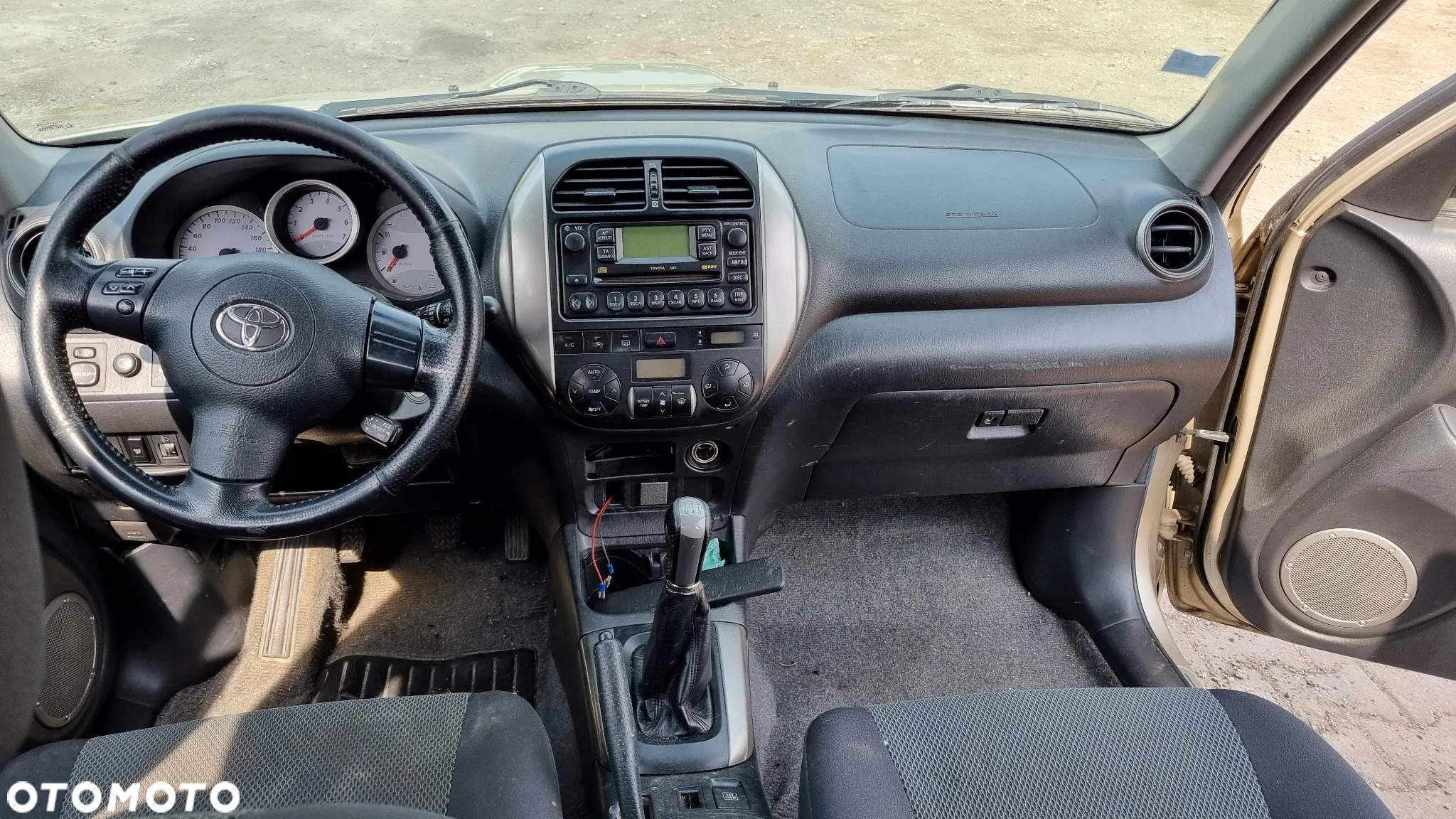 Toyota RAV4 2.0 D-4D 4x4 - 17