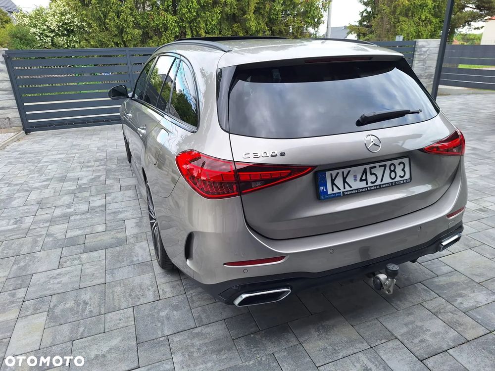 Mercedes-Benz Klasa C ver-300-e-phev-amg - 7