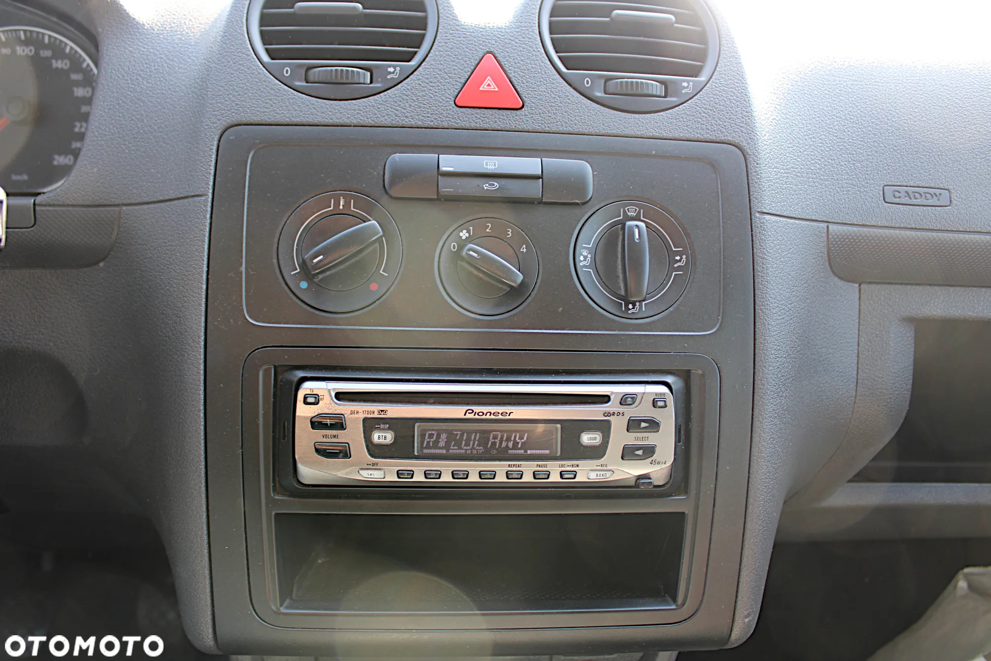 Volkswagen Caddy - 24