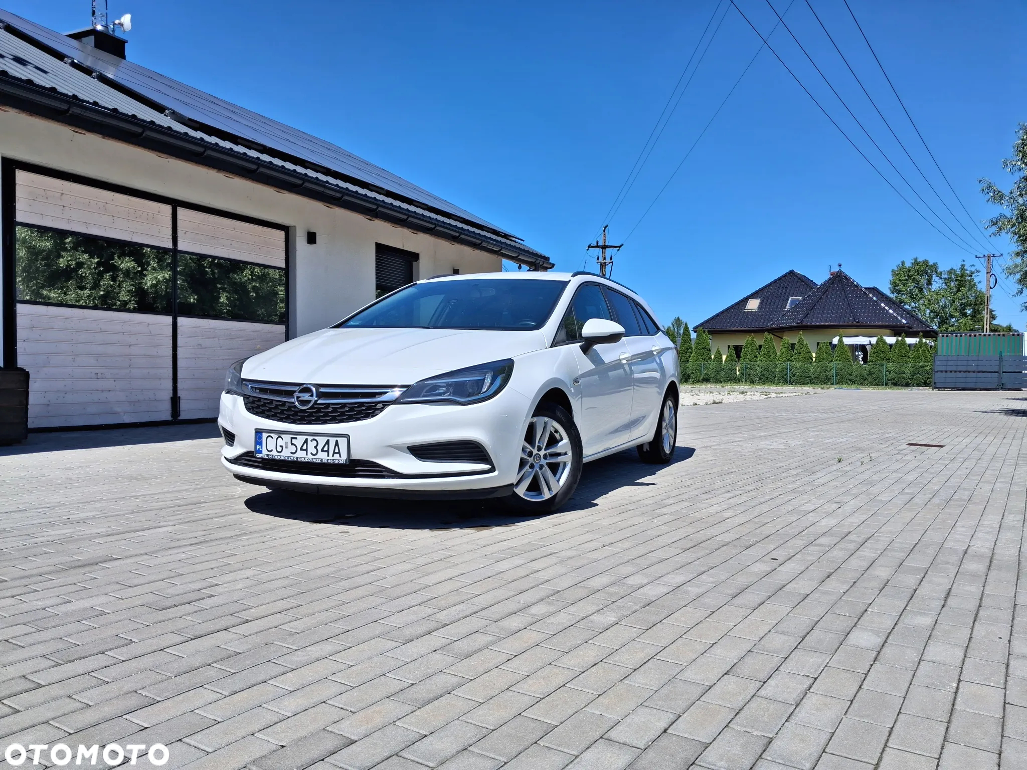 Opel Astra V 1.6 CDTI Enjoy S&S - 2
