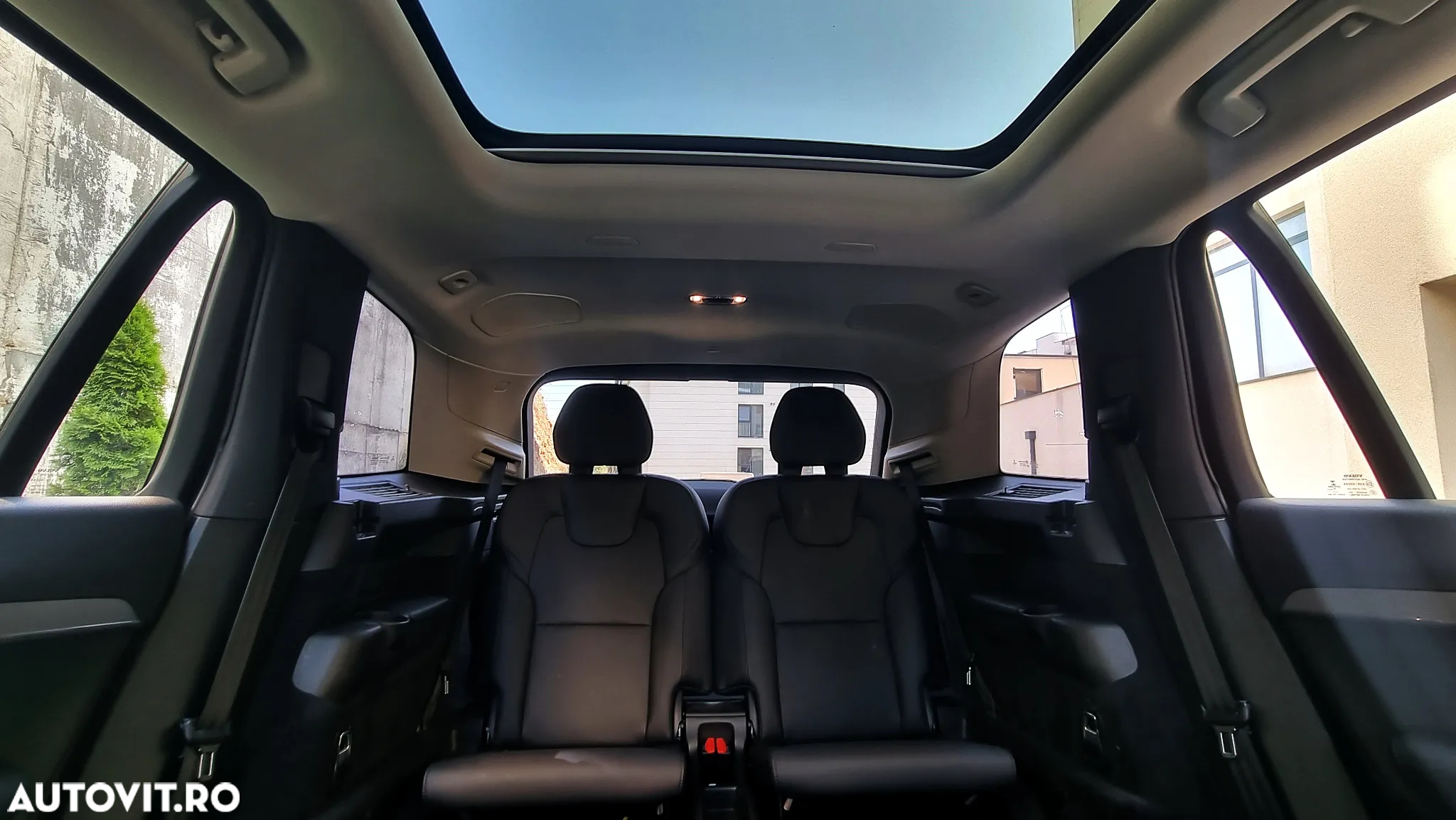 Volvo XC 90 B5 D AWD Geartronic Momentum Pro - 9