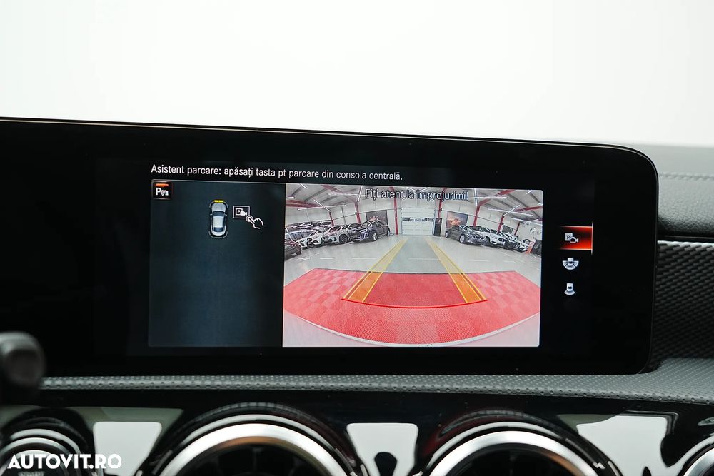 Mercedes-Benz CLA 180 7G-DCT Special Edition - 39