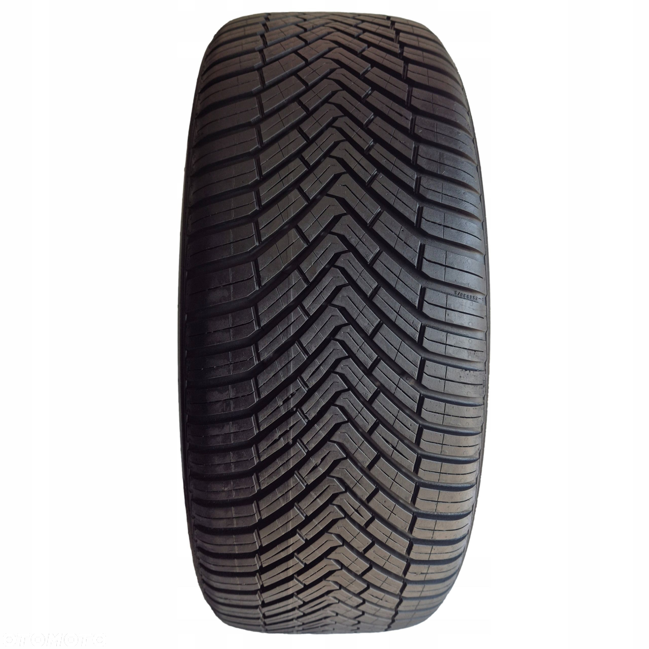 Continental allseasoncontact 235/45 R19 99W 8-8.5mm 2020 - 2
