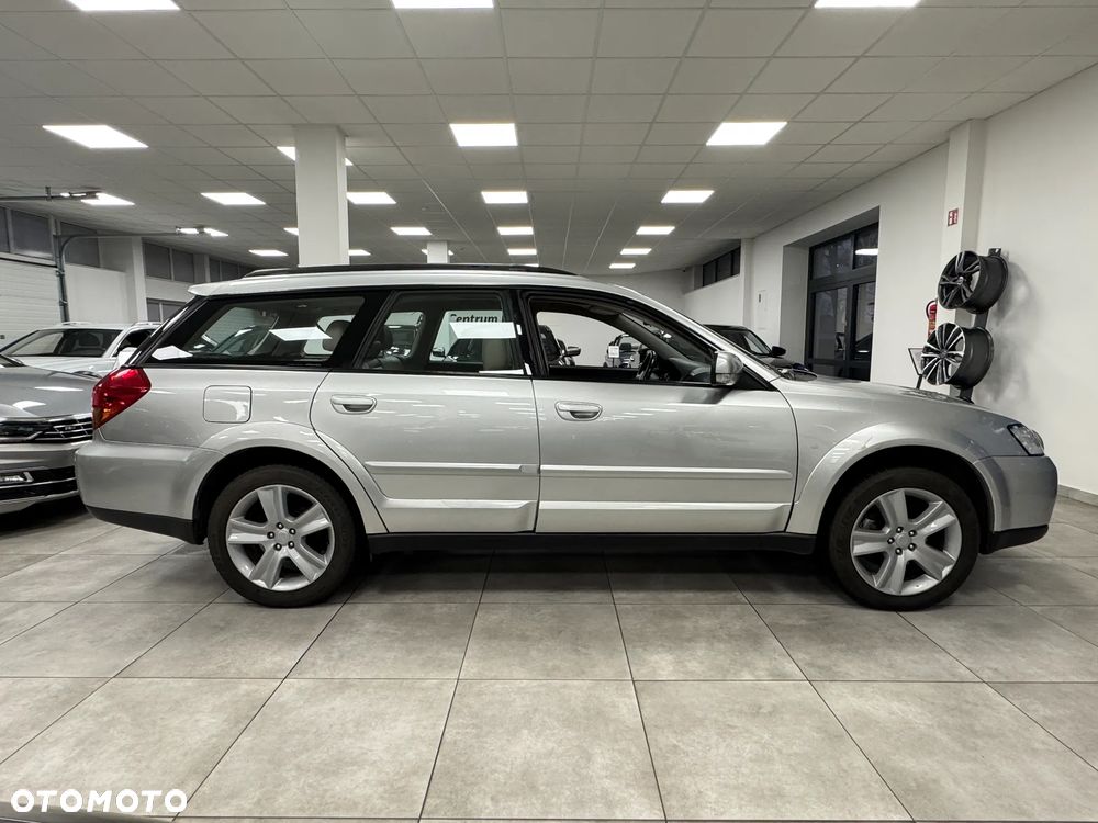 Subaru Outback 3.0R Automatik Exclusive - 4