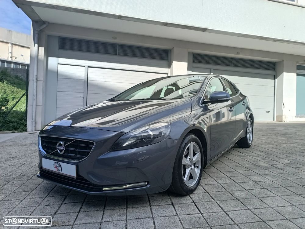 Volvo V40