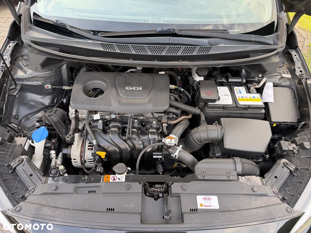 Kia Ceed 1.6 GDI ISG Platinum Edition - 9