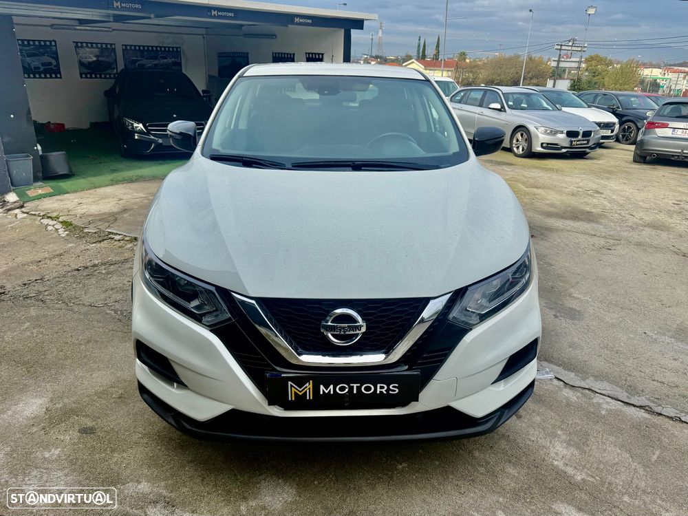 Nissan Qashqai 1.5 dCi N-Connecta J18+Led - 18
