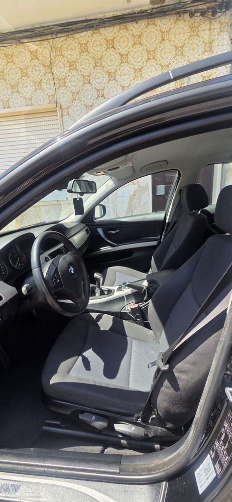 BMW 320 d Navigation - 10