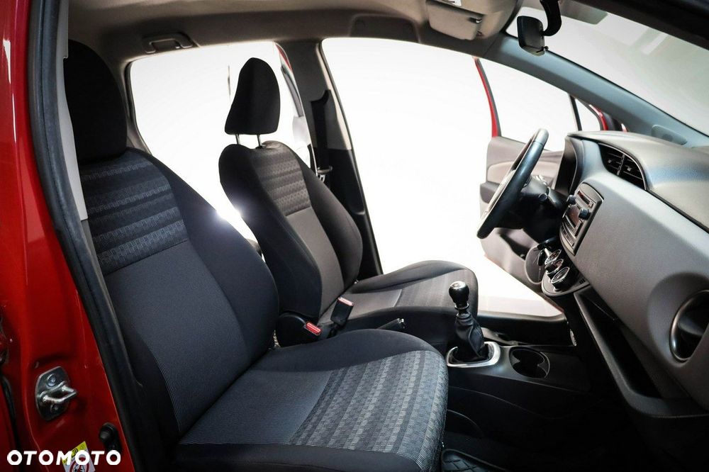 Toyota Yaris - 15