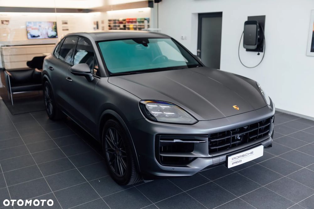 Porsche Cayenne S E-Hybrid PHEV - 6