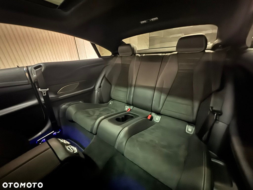 Mercedes-Benz Klasa E 200 Coupe 4-Matic 9G-TRONIC - 7