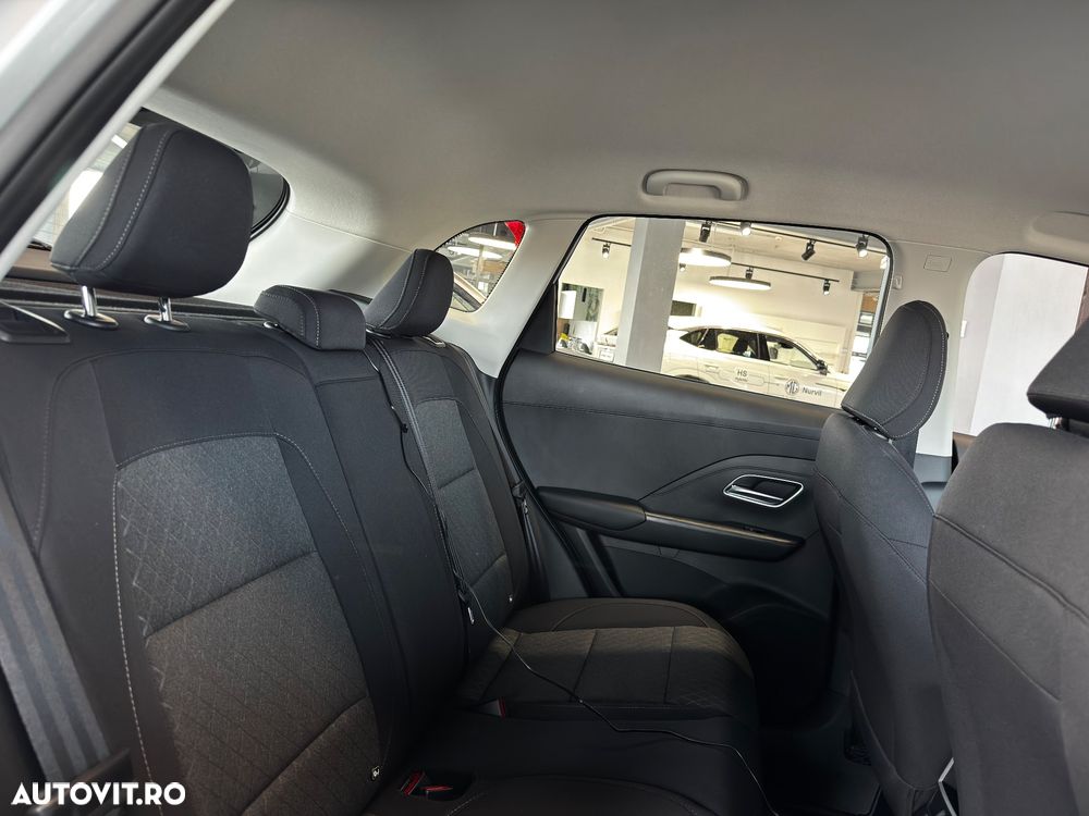 MG ZS HEV 1.5 GSI AT Explore - 15