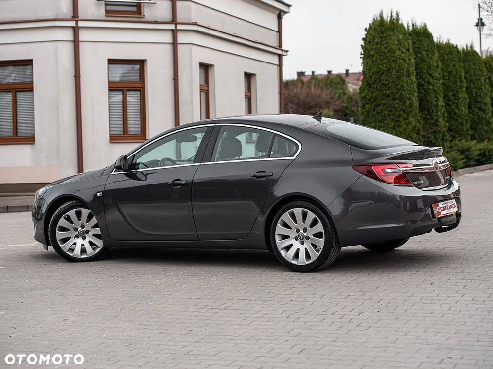 Opel Insignia 2.0 CDTI Cosmo ecoFLEX S&S - 11