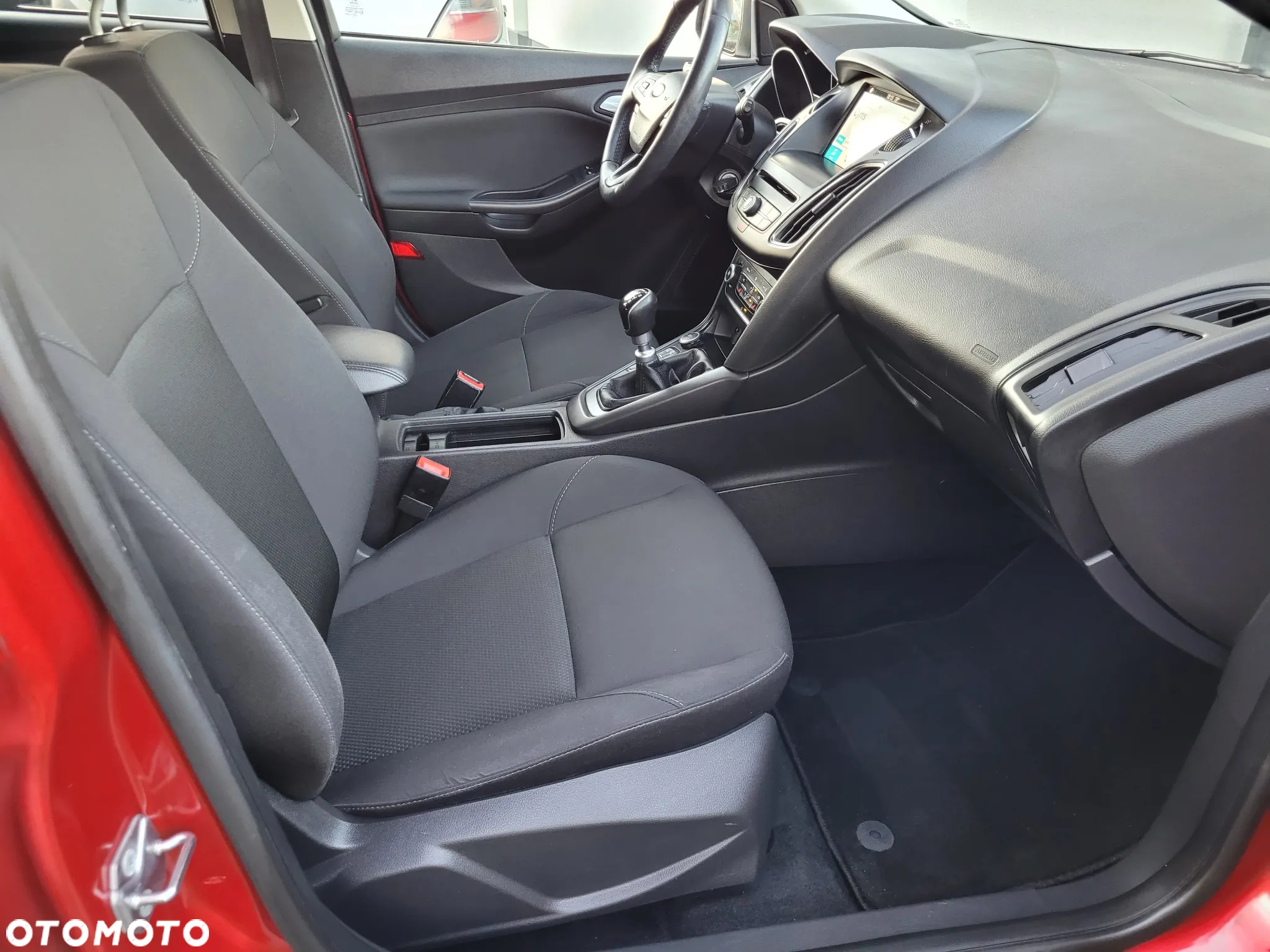 Ford Focus - 16