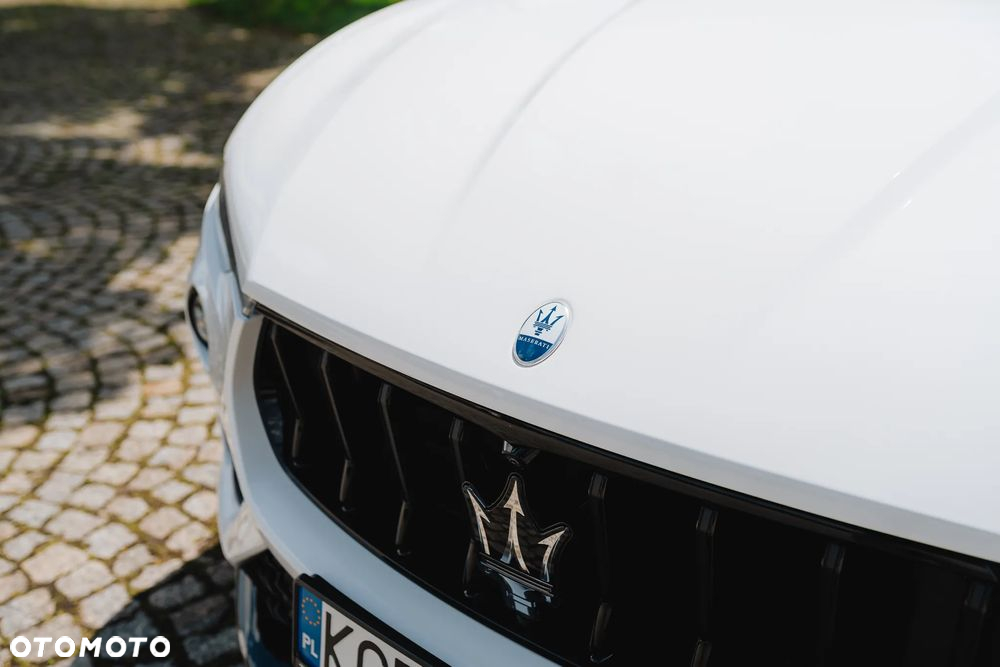 Maserati Levante - 16