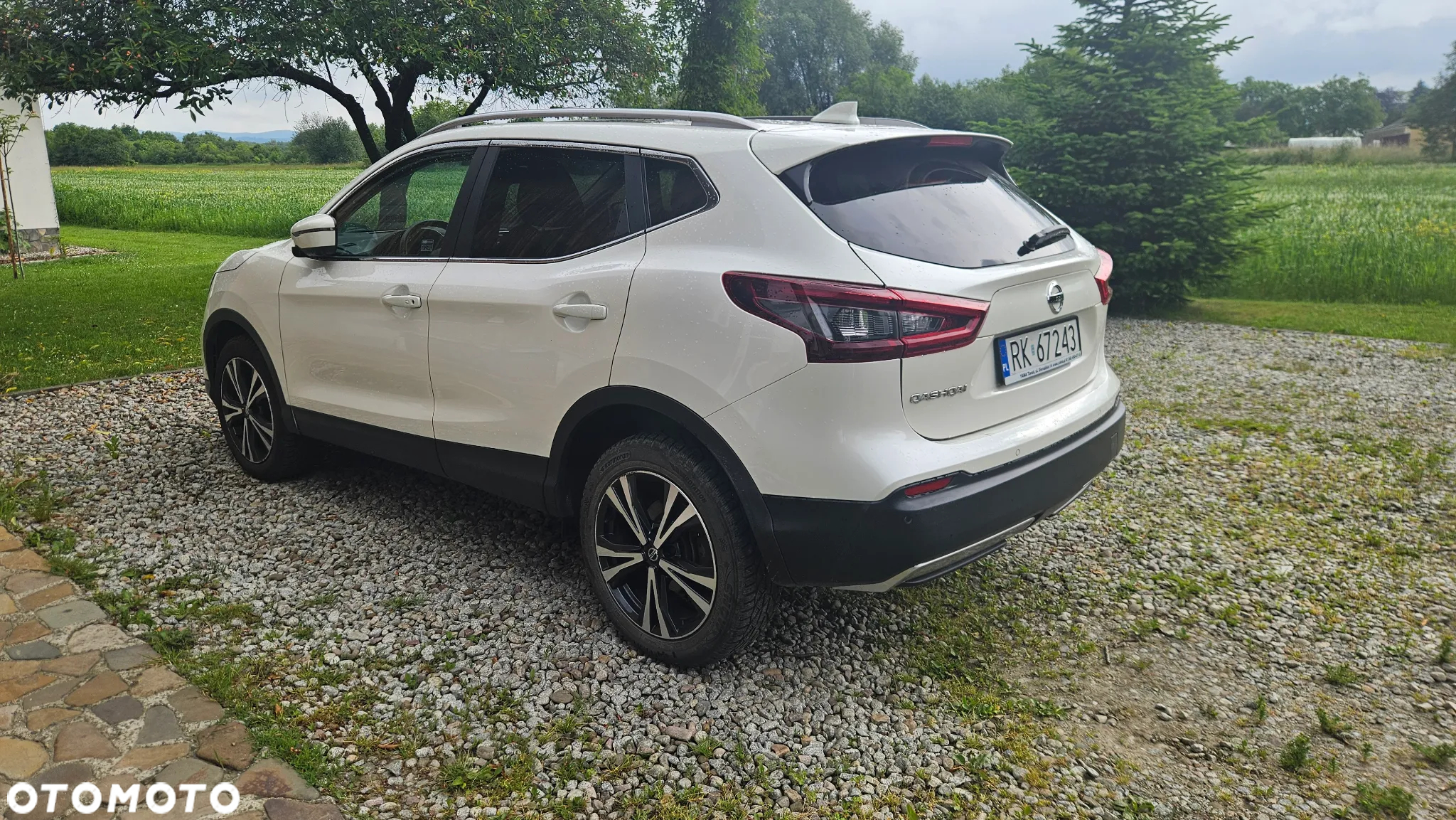 Nissan Qashqai 1.3 DIG-T N-Connecta - 3