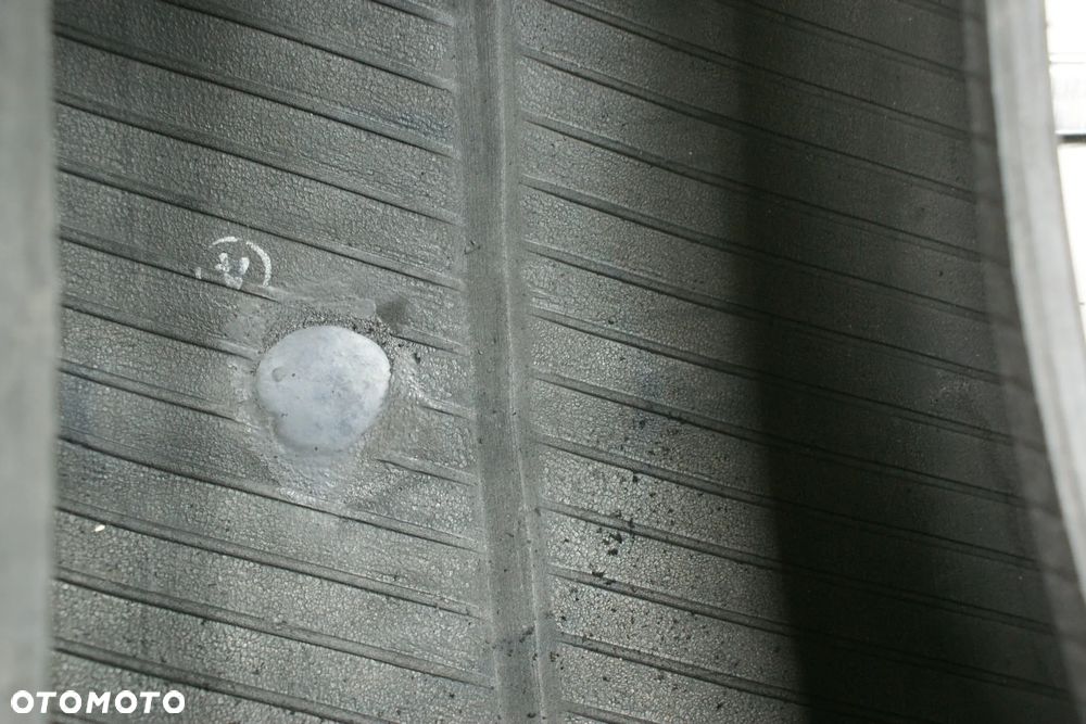 215/55R17 BRIDGESTONE BLIZZAK LM005 , 6,8mm . - 3