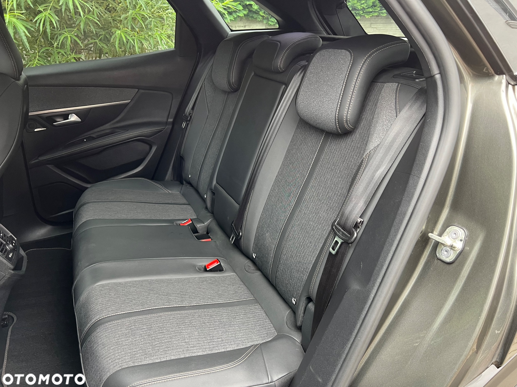 Peugeot 3008 PureTech 180 Stop & Start GPF EAT8 GT Pack - 26