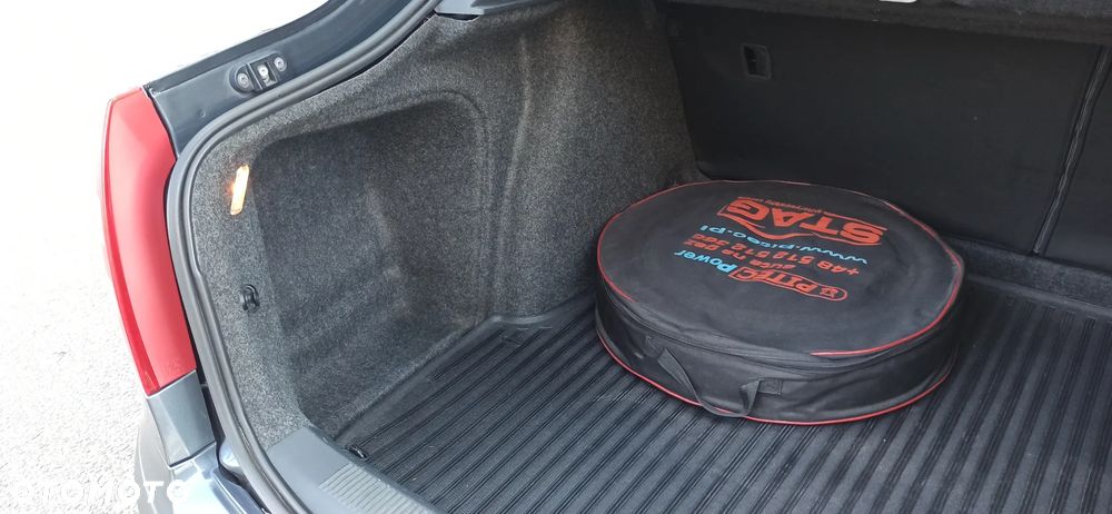 Skoda Octavia 1.6 Tour - 37