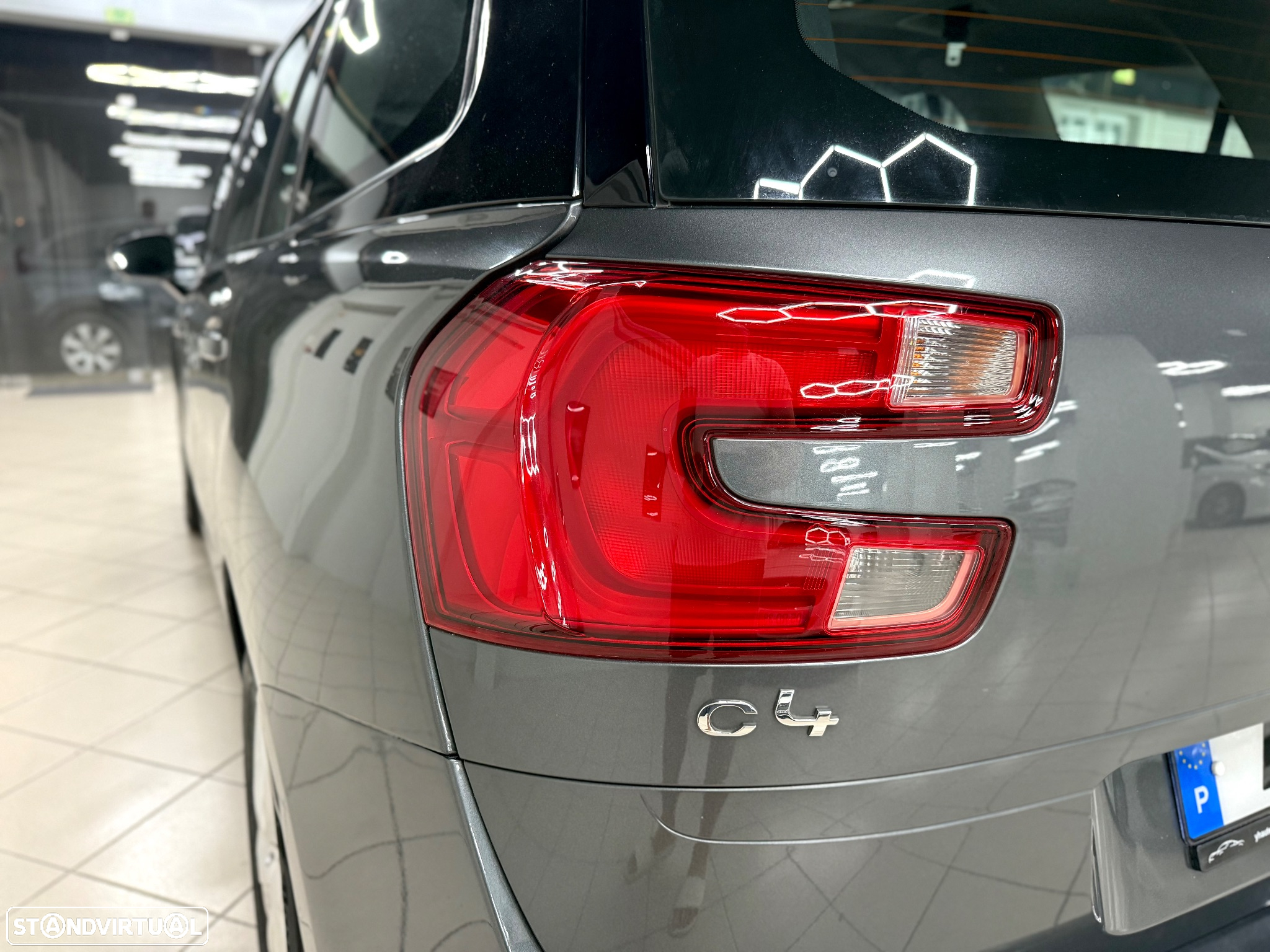 Citroën C4 Grand Picasso 1.6 e-HDi Collection - 11