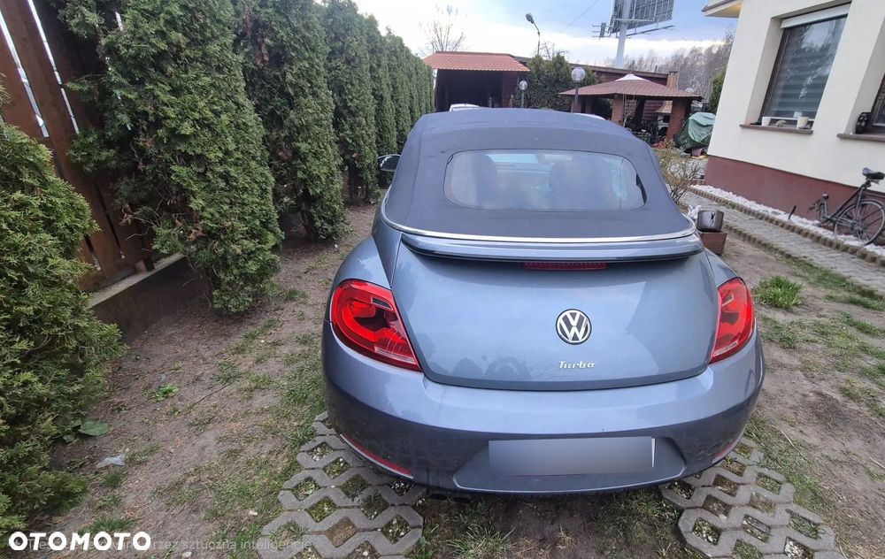 Volkswagen New Beetle - 7