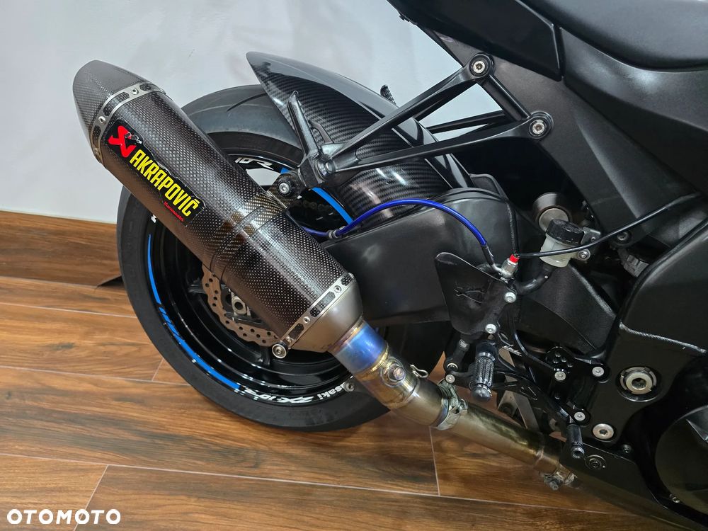 Kawasaki ZXR - 21