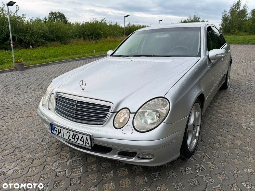 Mercedes-Benz Klasa E 270 CDI Avantgarde - 19
