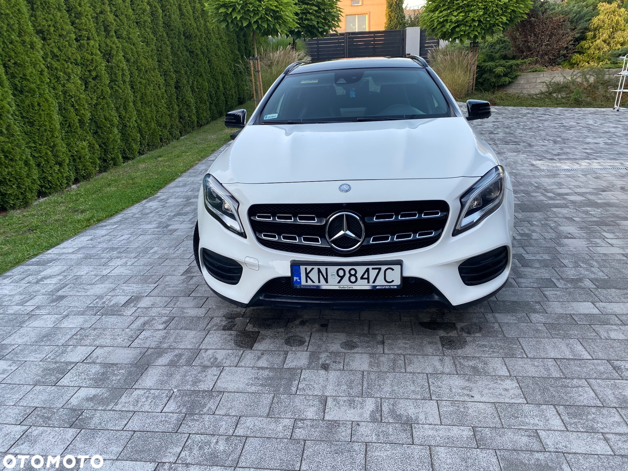 Mercedes-Benz GLA 200 7G-DCT AMG Line - 2