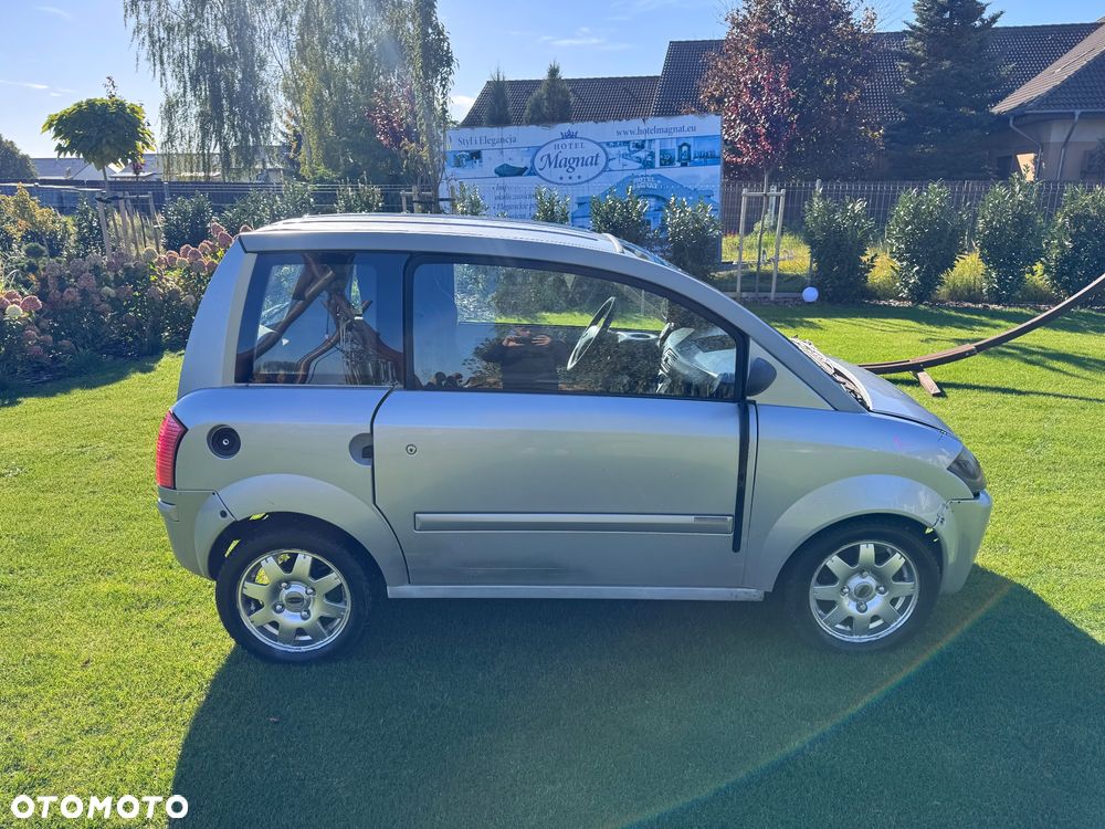 Microcar MC - 12
