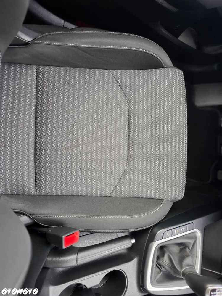 Kia Ceed 1.5 T-GDI L Business Line - 28