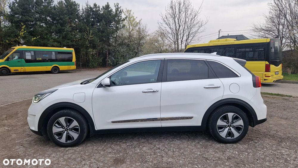 Kia Niro 1.6 GDI PHEV 2WD Vision - 6