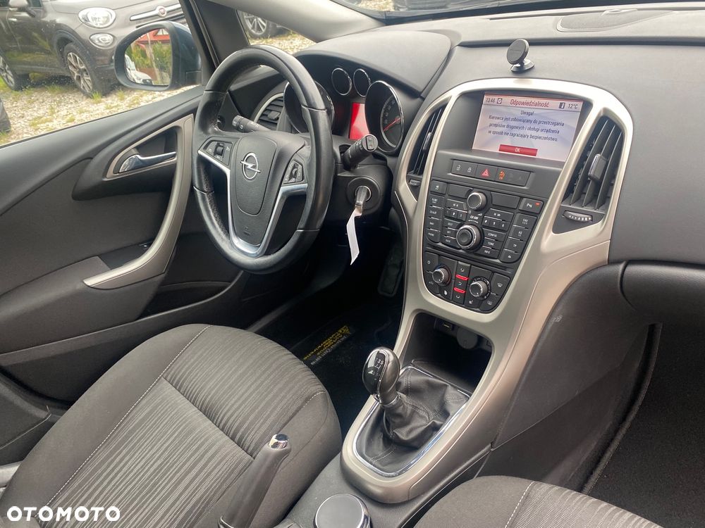 Opel Astra 1.4 Turbo Design Edition - 24