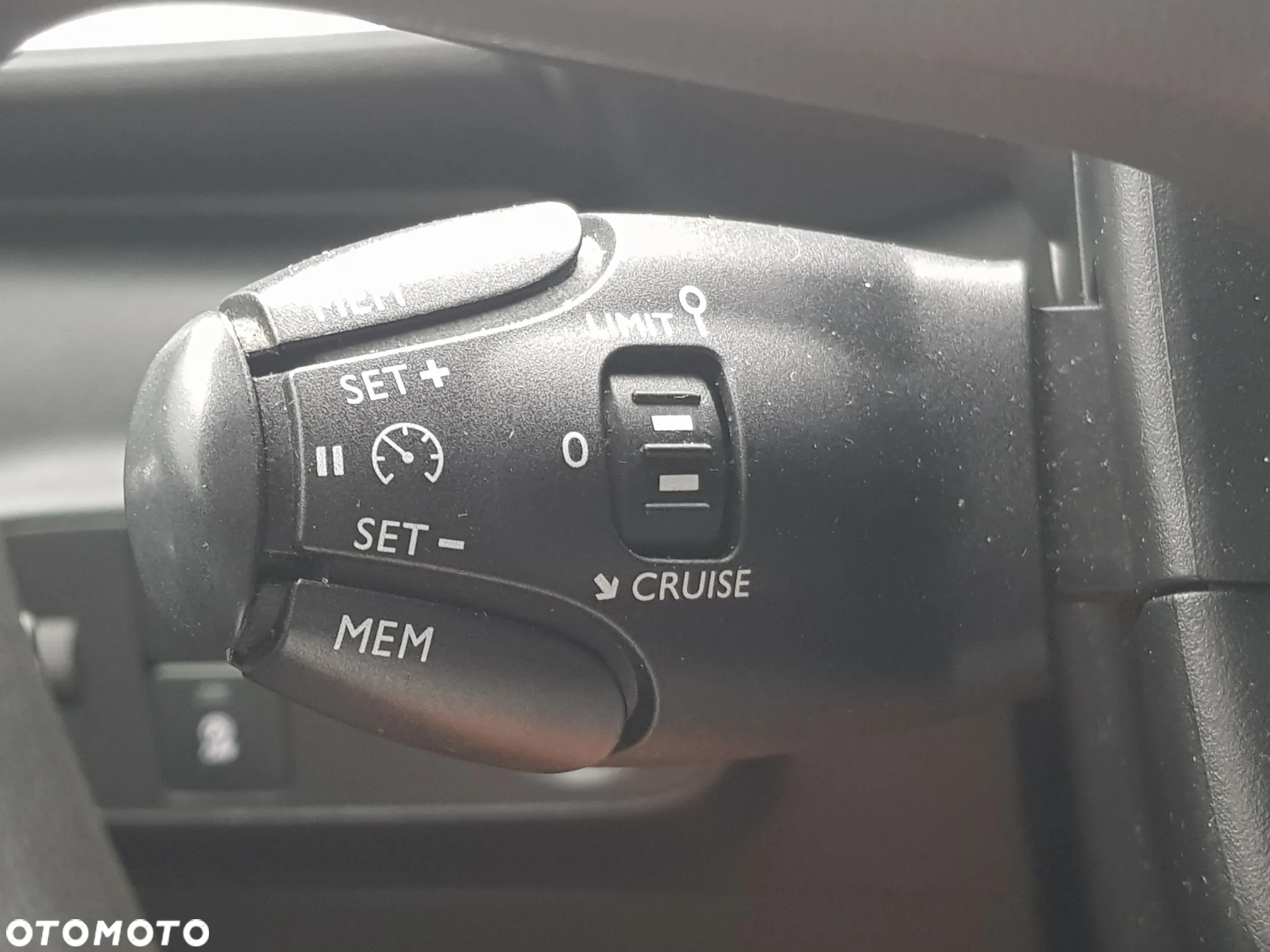 Citroën C3 1.2 PureTech Shine - 17