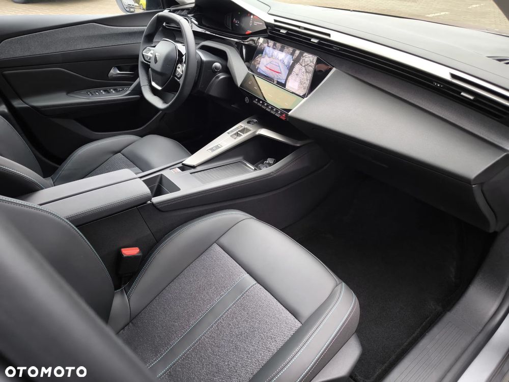 Peugeot 308 1.2 PureTech Allure S&S EAT8 - 18