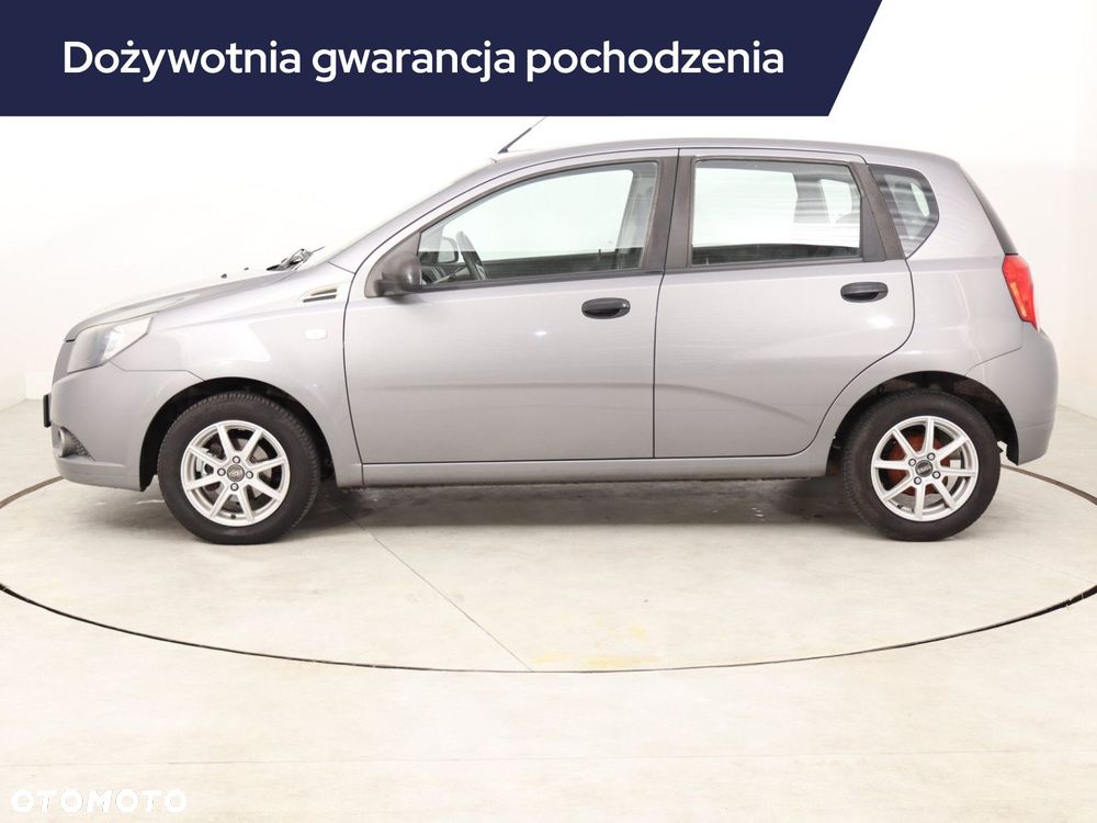 Chevrolet Aveo - 4