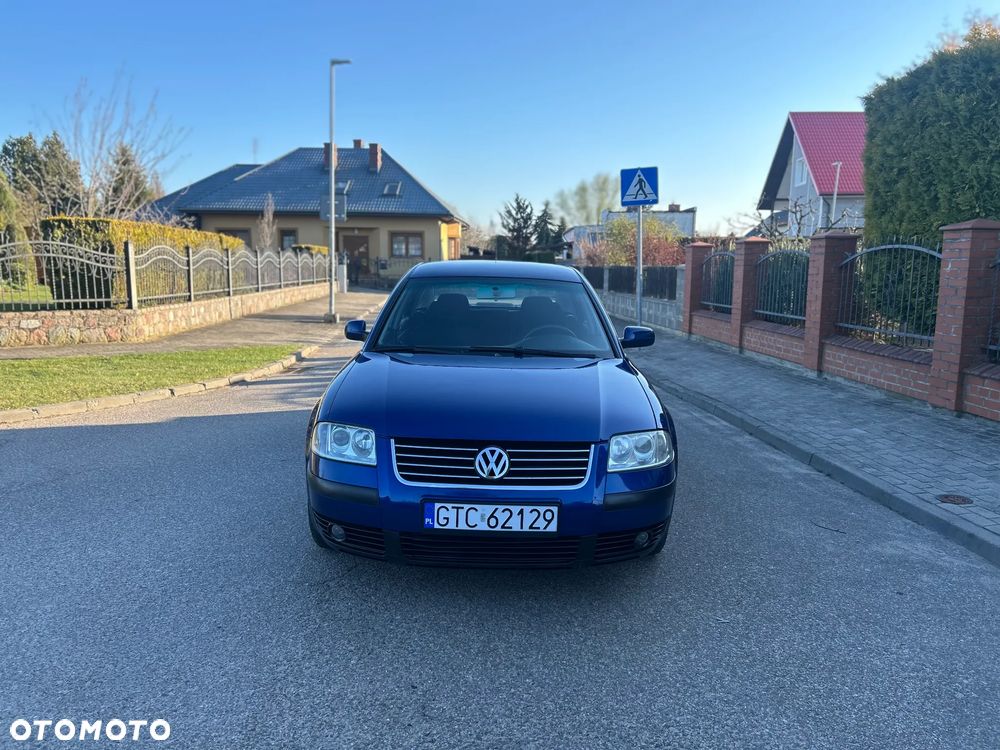 Volkswagen Passat - 8