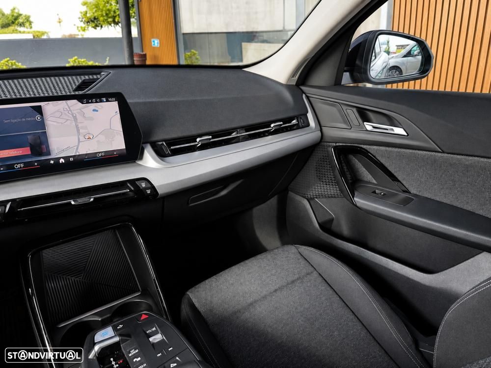 BMW iX2 eDrive20 - 20