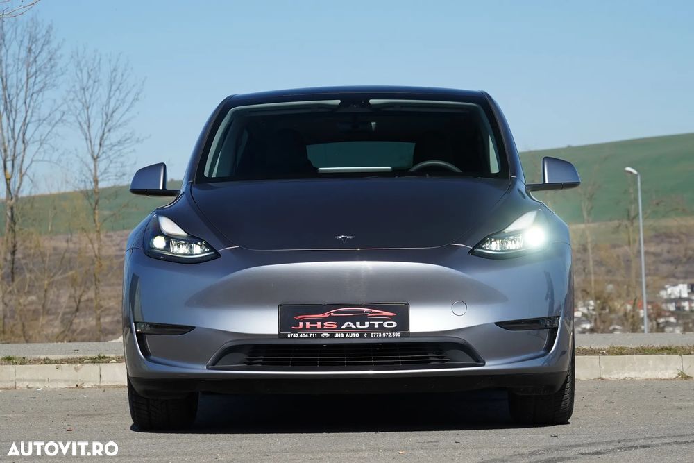 Tesla Model Y Premium Long Range Dual Motor AWD - 20