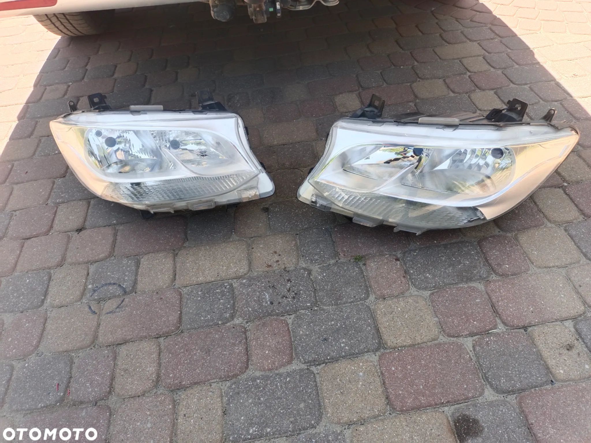 Mercedes sprinter w 907 w 910 Sprinter lampa lewa prawa przód przednia - 1