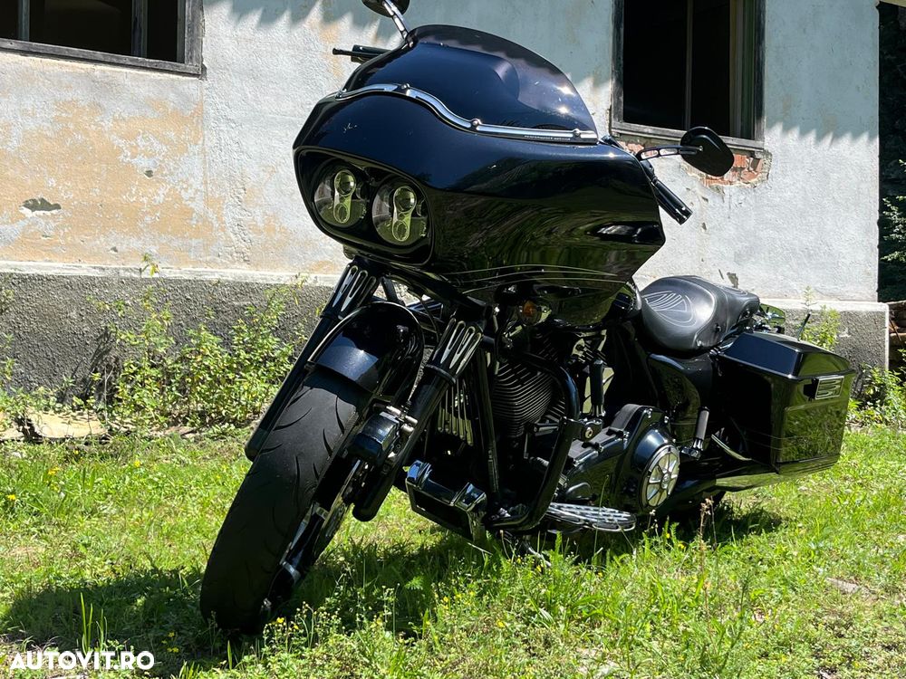 Harley-Davidson Road Glide Custom - 2