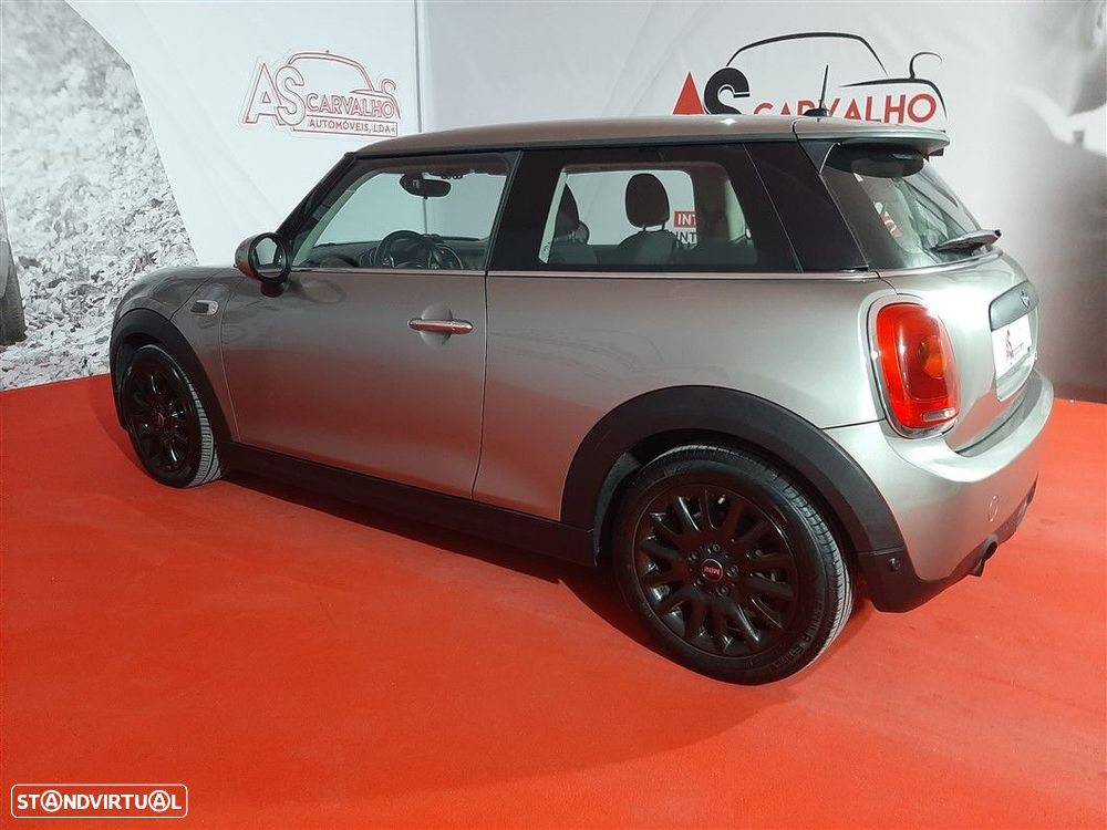 MINI 5 Portas One D - 13
