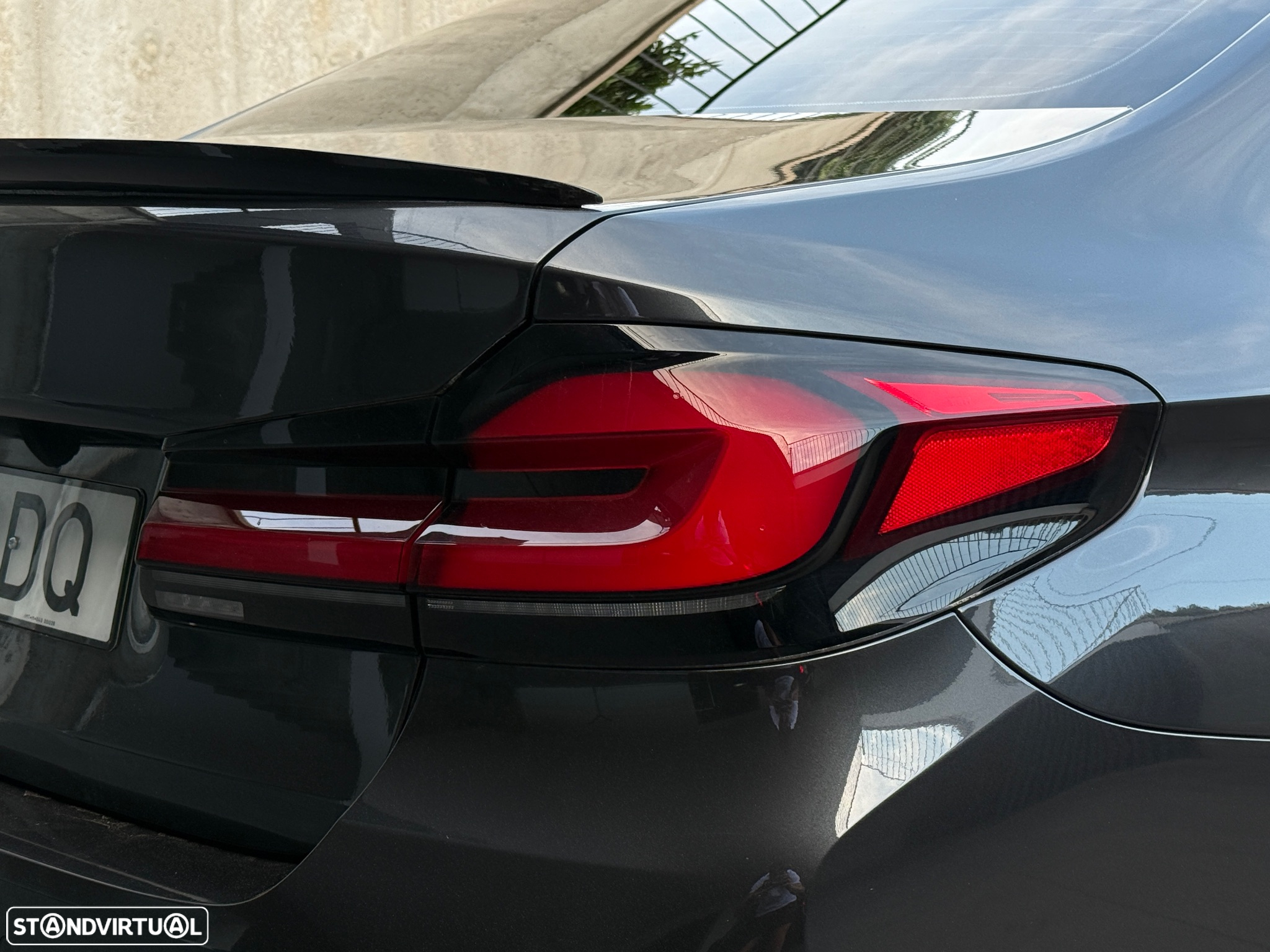 BMW 520 e Pack M - 10