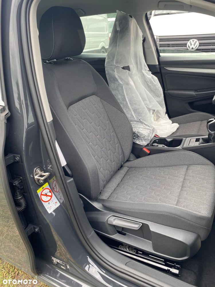 Volkswagen Golf VIII 1.5 TSI Life Plus - 13