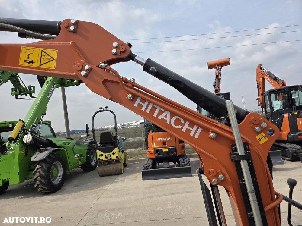 Hitachi ZX10, 1,3 tone, adanci sapare 2m, CUPLA RAPIDA+3 cupe, inst picon pe brate, senile cauciuc extensibile, produs in JAPONIA, posibilitate leasing 5 ani-PROMOTIE 19.500 EUR+Tva - 15