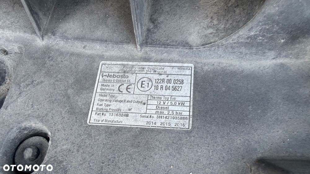 Mercedes-Benz Klasa E 220 CDI DPF BlueEFFICIENCY 7G-TRONIC Avantgarde - 22