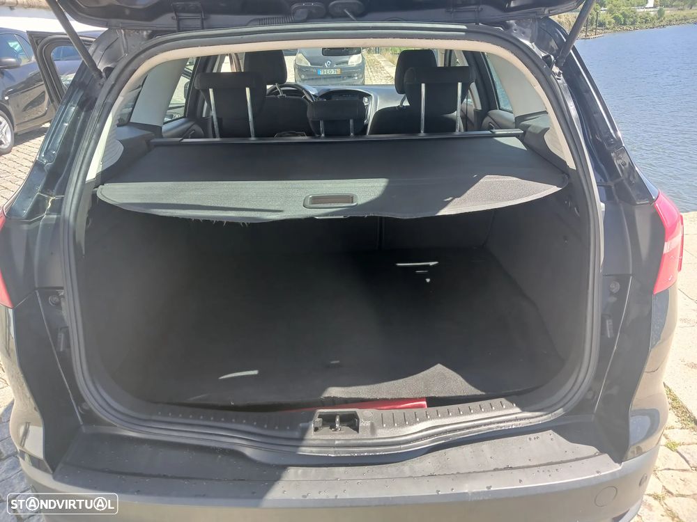 Ford Focus SW 1.5 TDCi Trend ECOnetic - 25
